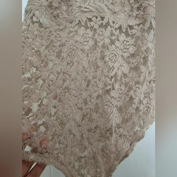 Top - Picture 3 of 3